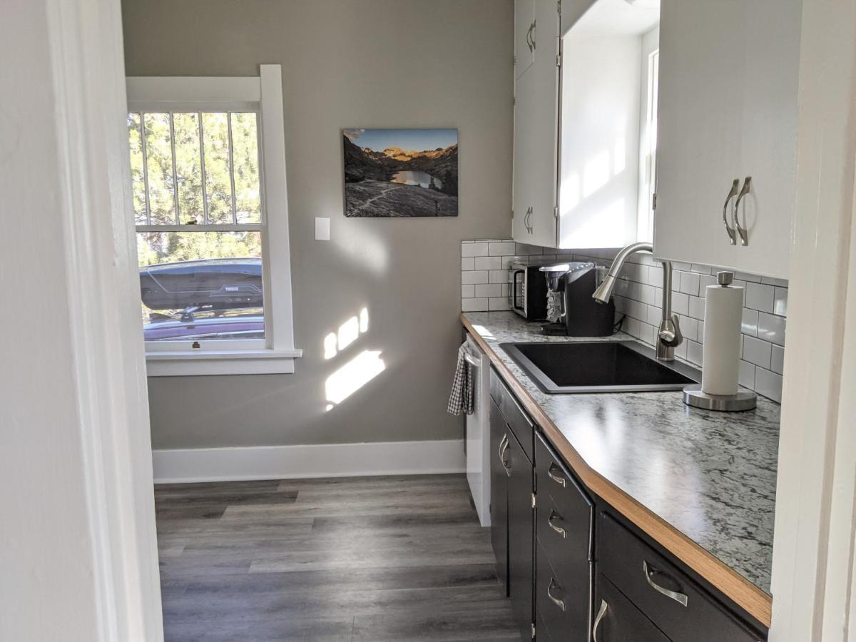 The Lewis House-Upper Level-A Peaceful Spot! Apartment Laramie Bagian luar foto
